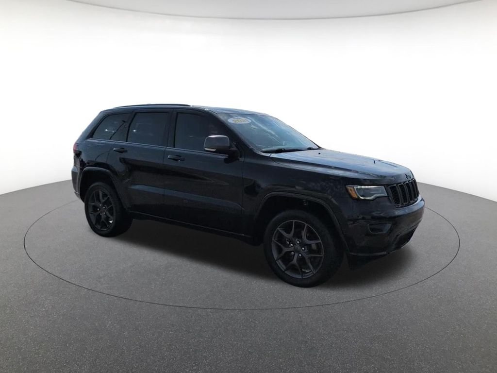 Used 2021 Black Jeep Limited image 3