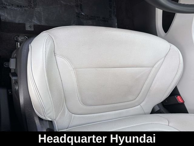 Certified Used 2022 Gray Hyundai SEL image 9