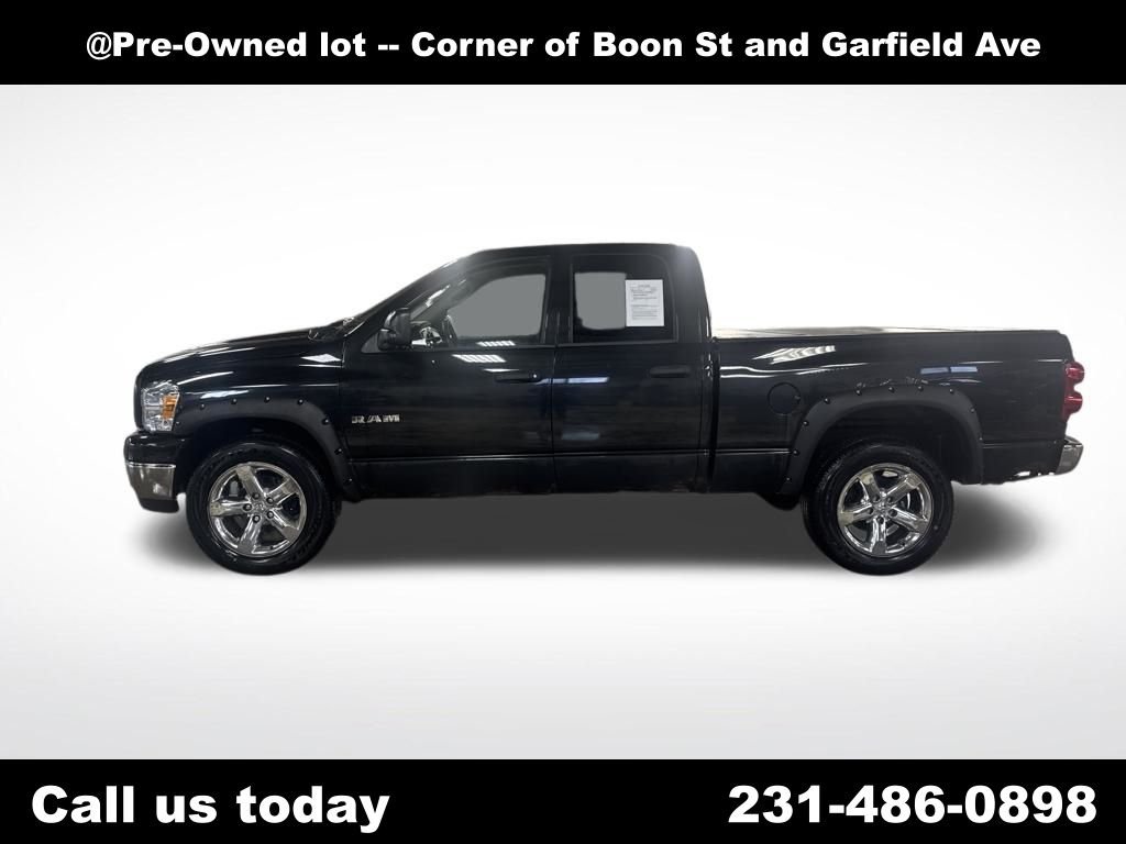 Used 2008 Dodge Ram 1500 Pickup SLT with VIN 1D7HU182X8S587588 for sale in Traverse City, MI