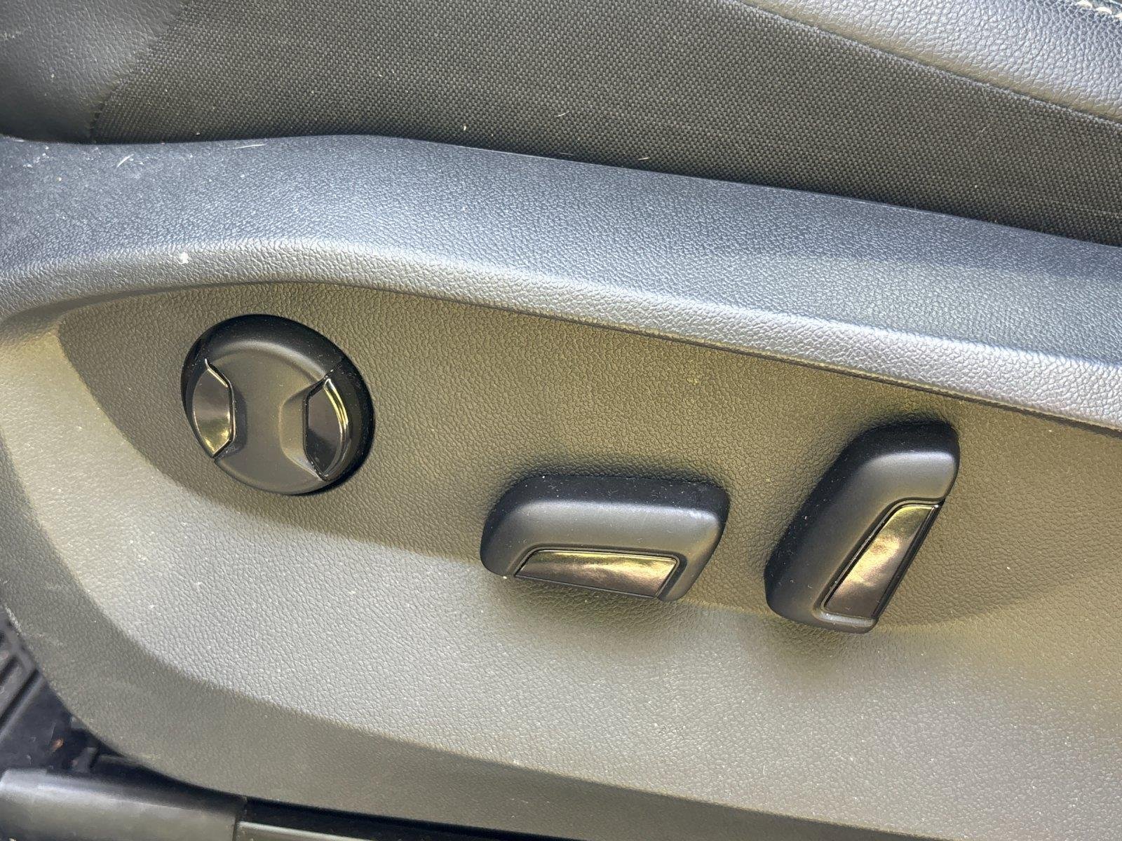 Used 2023 Platinum Gray Metallic Volkswagen SE R-Line Black image 15