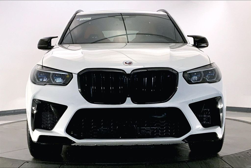 Used 2022 Alpine White BMW  image 2