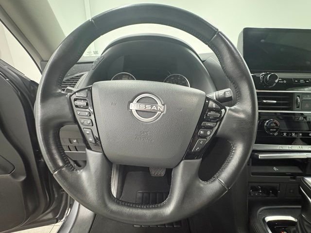 Used 2023 Gray Nissan SV image 16