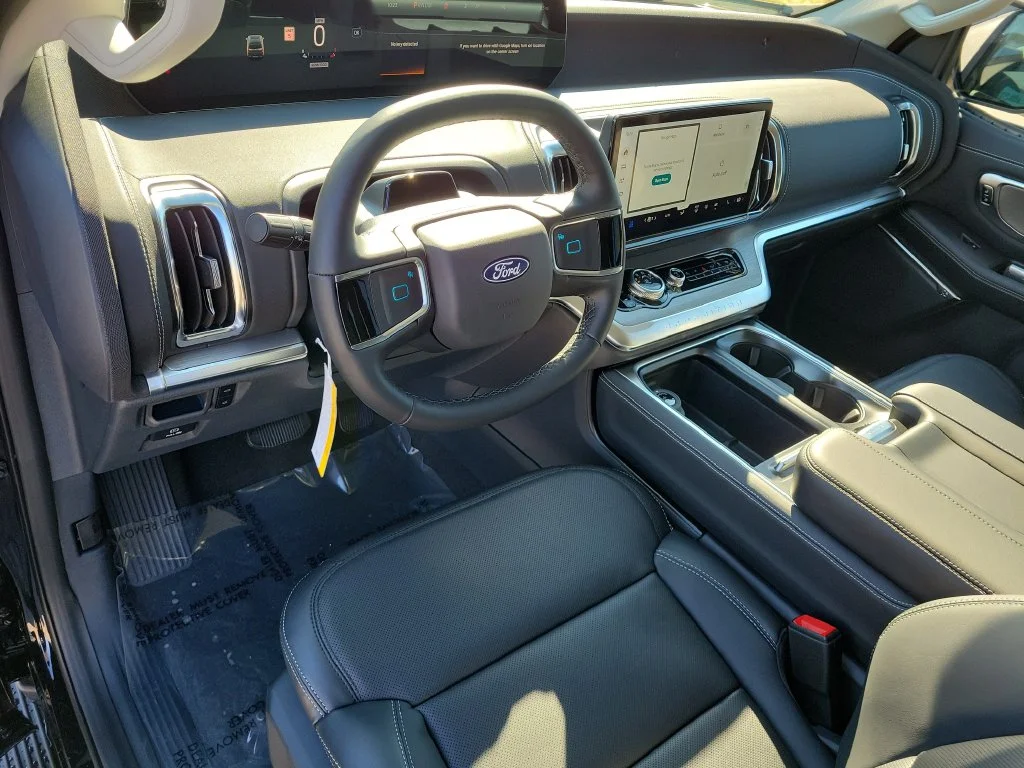 New 2027 Black Ford Platinum image 13
