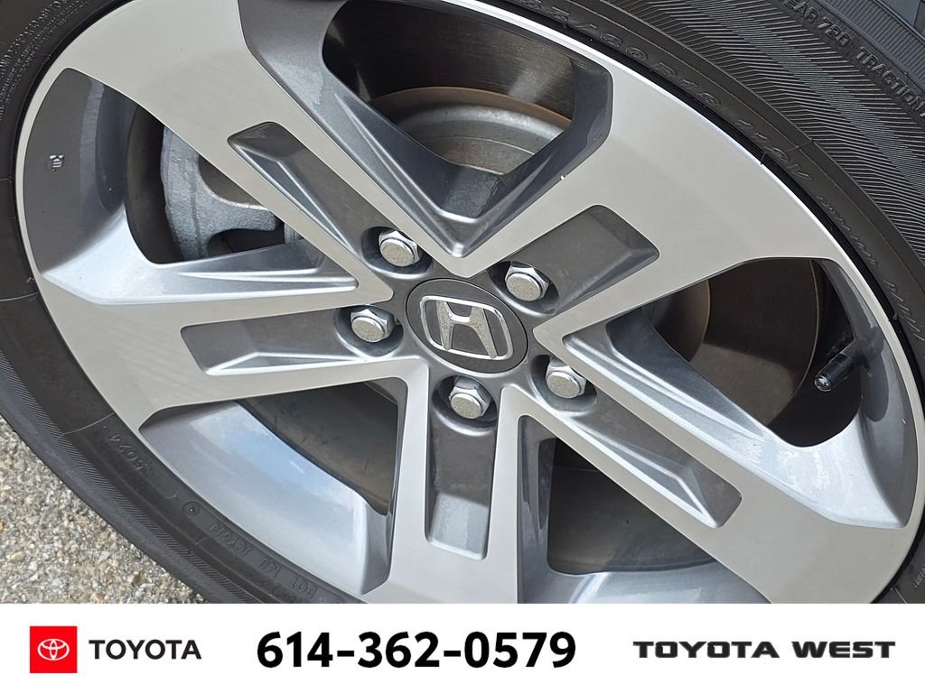 Used 2023 Black Honda EX-L image 11
