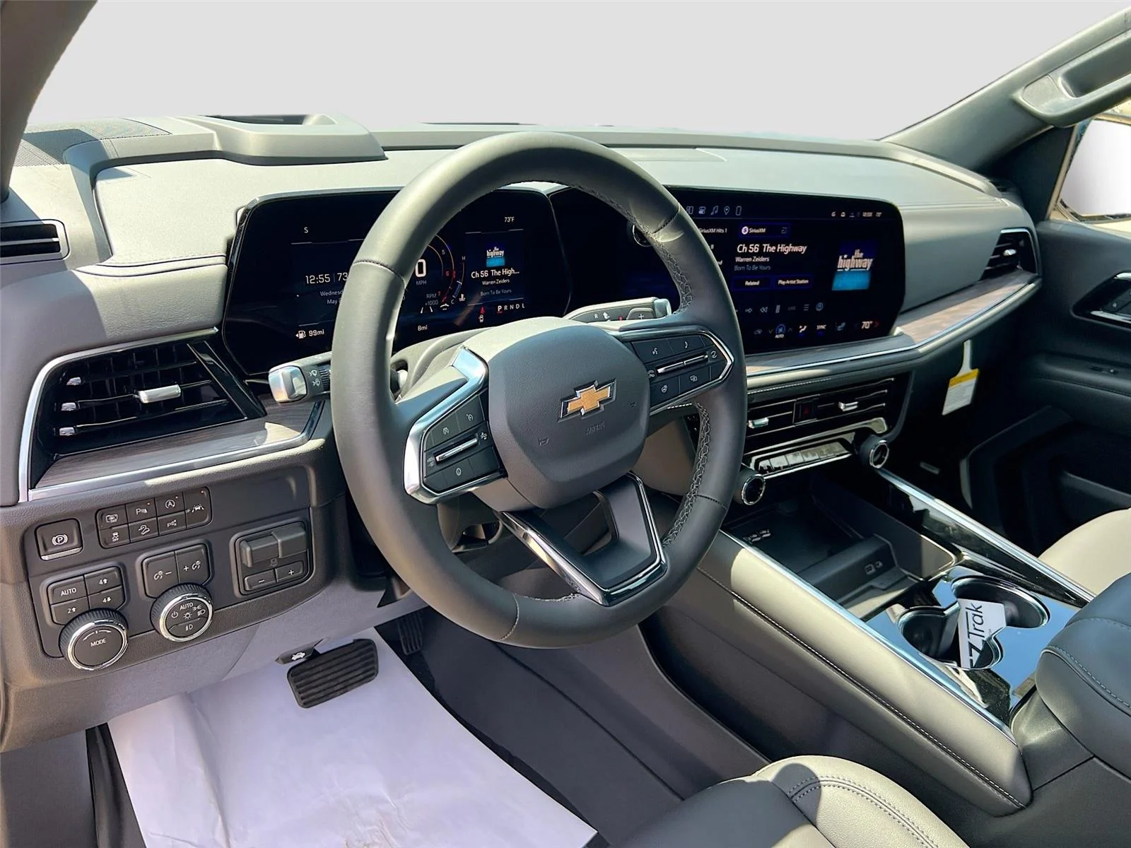 New 2026 Lakeshore Blue Metallic Chevrolet LT image 24