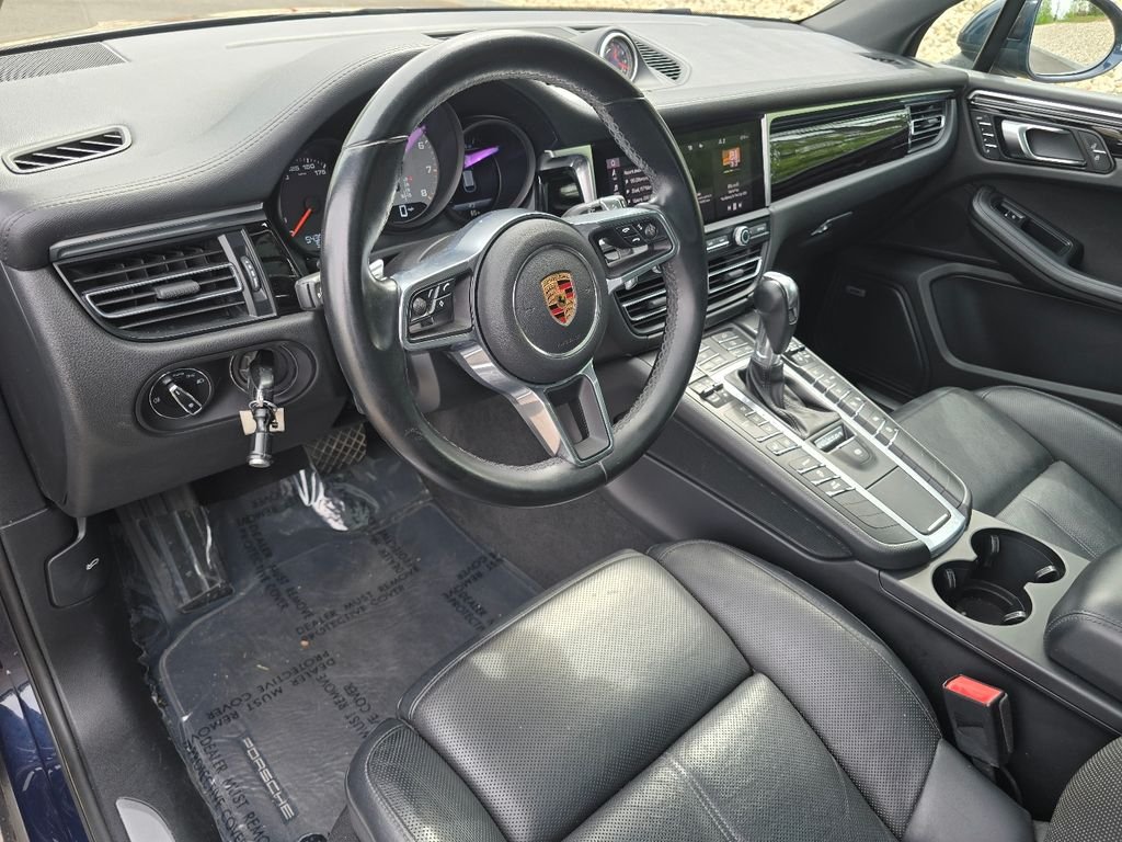 Used 2020  Porsche S image 4