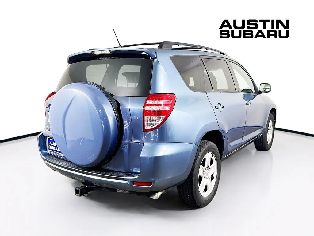Used 2010 Blue Toyota Base image 7
