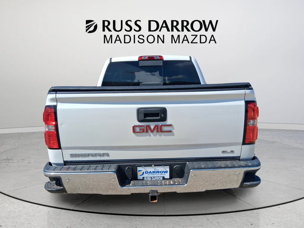 Used 2017 White GMC SLE image 4