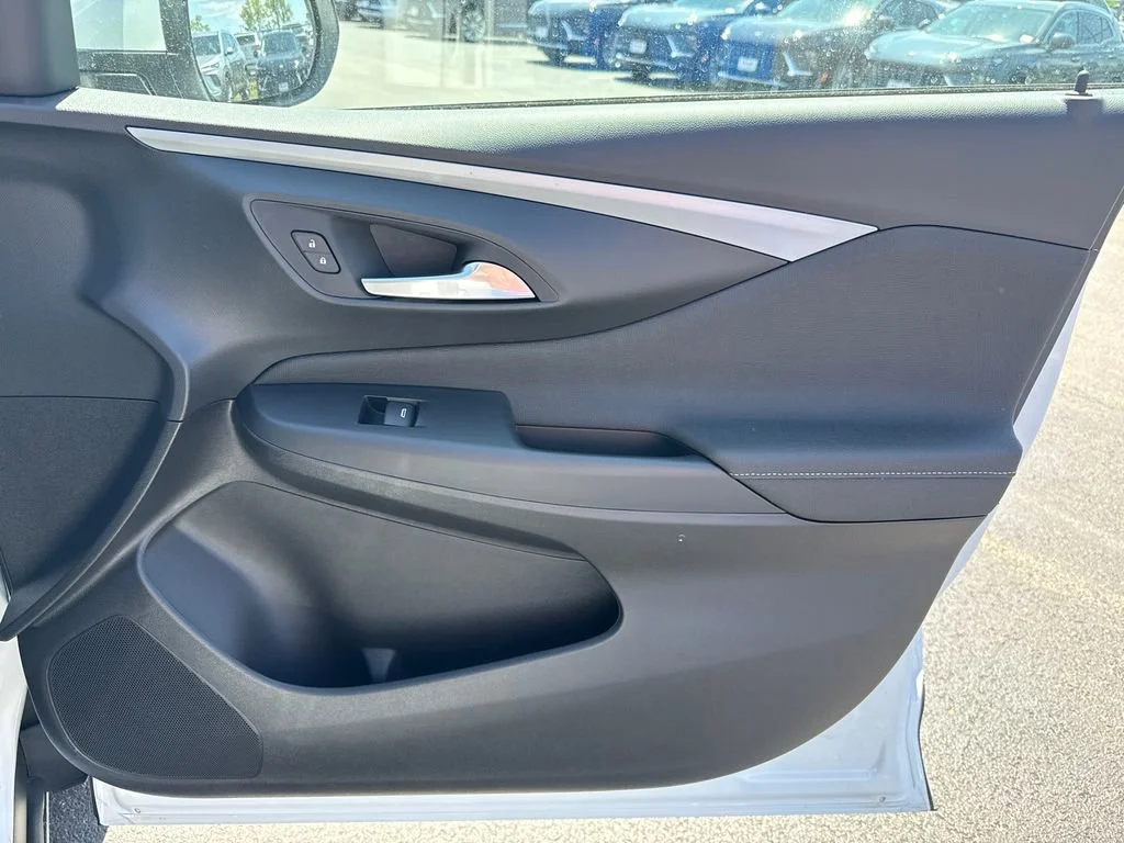 2026 Buick Envista Preferred - Photo 33