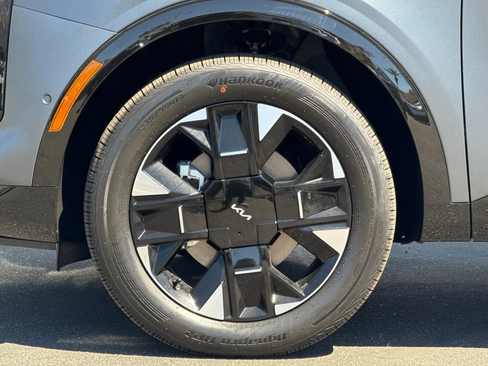 New 2026 Gray Kia SX-Prestige image 34