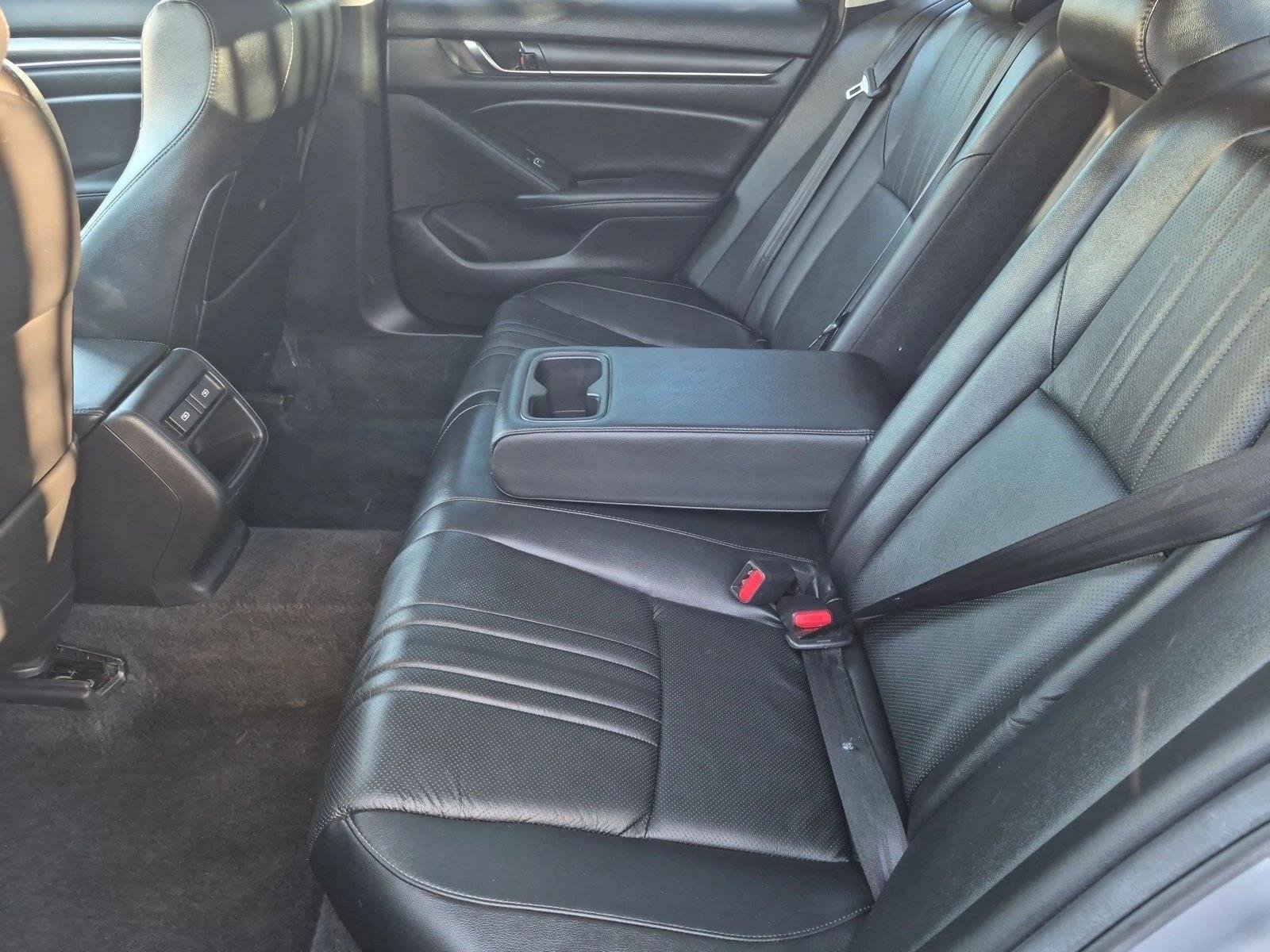 Used 2021 Silver/Gray Honda Sport SE image 17