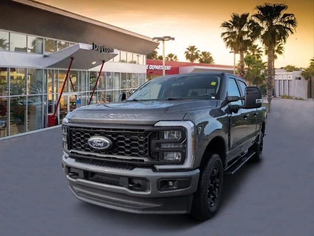 Used 2025 Gray Ford XL image 7