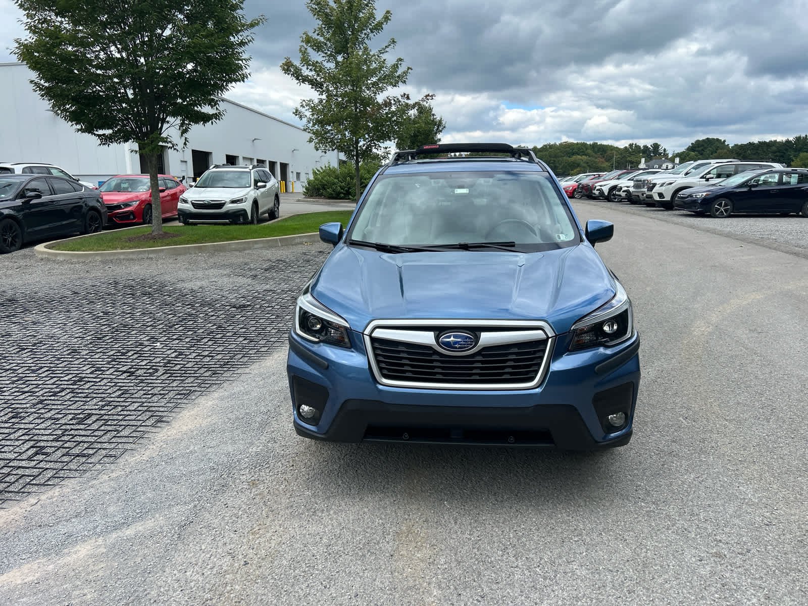 Used 2021 Horizon Blue Pearl Subaru Premium image 5