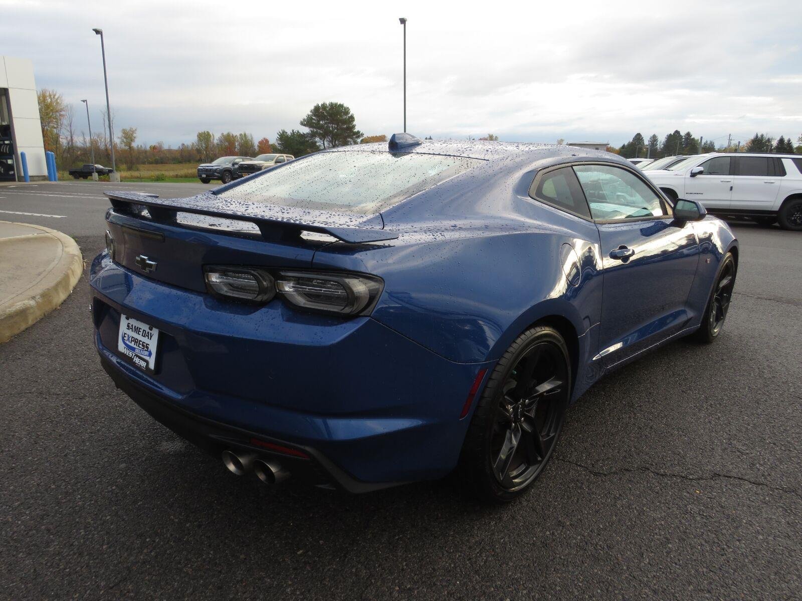 Used 2024 Riverside Blue Metallic Chevrolet 2SS image 6