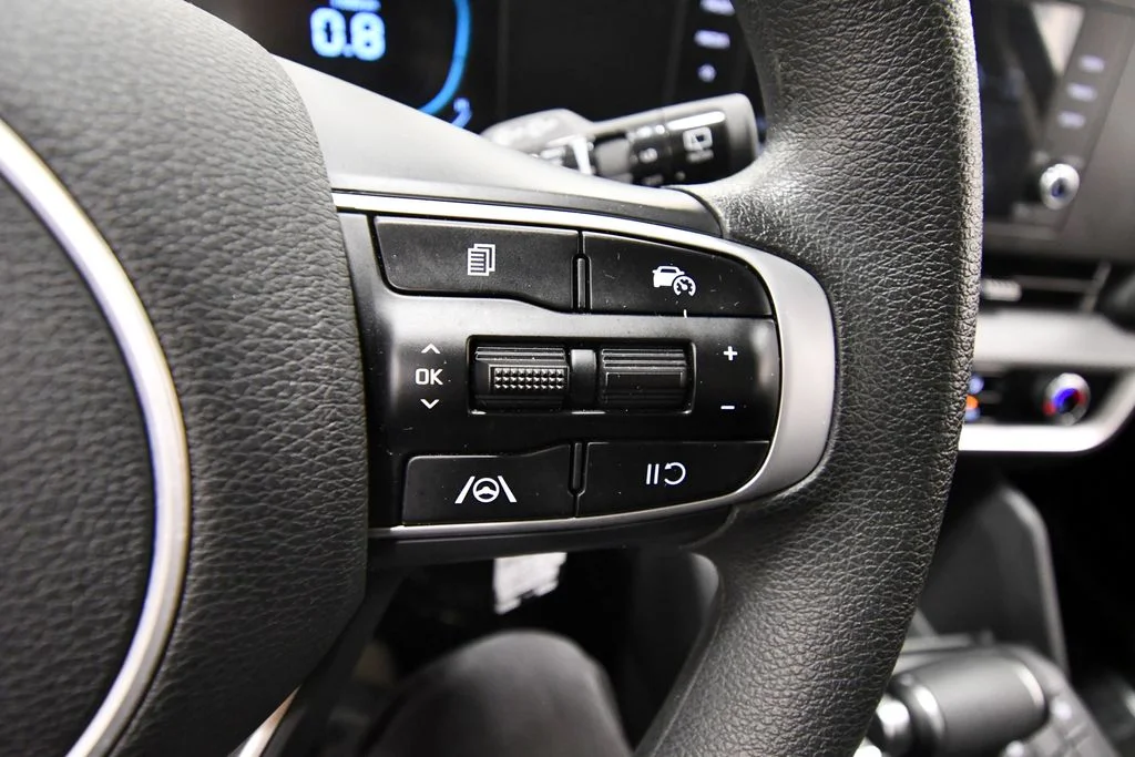 Certified Used 2025 Gray Kia LX image 21