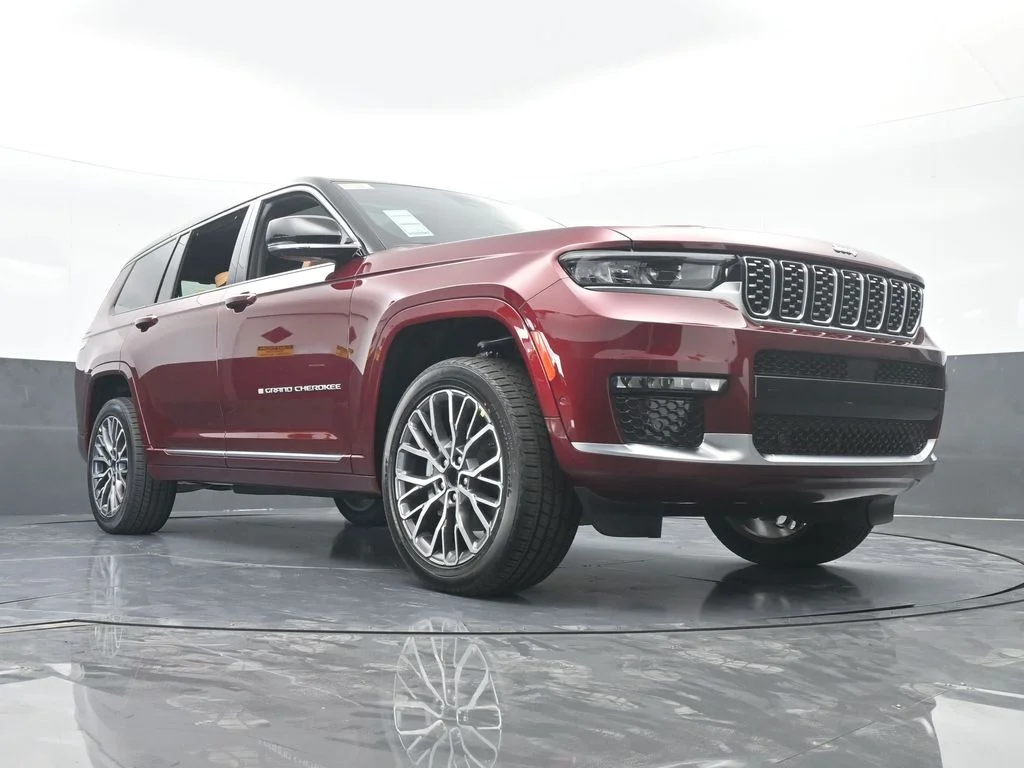 New 2025 Velvet Red Pearlcoat Jeep Summit image 70