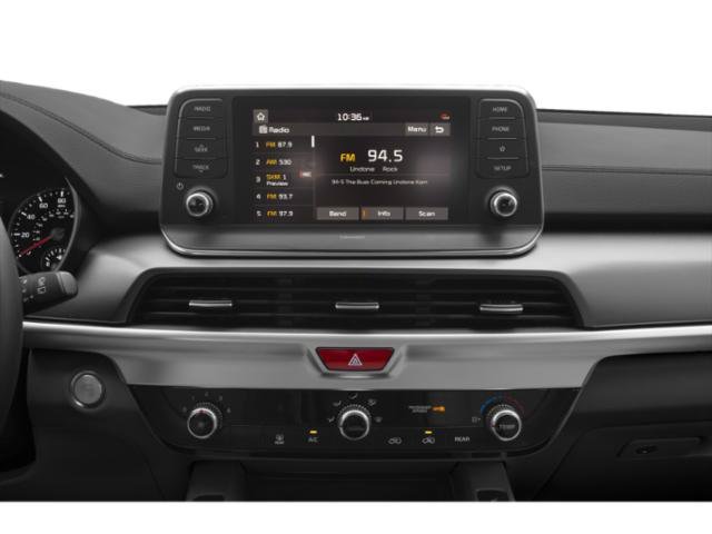 Used 2020 Snow White Pearl Kia S image 13