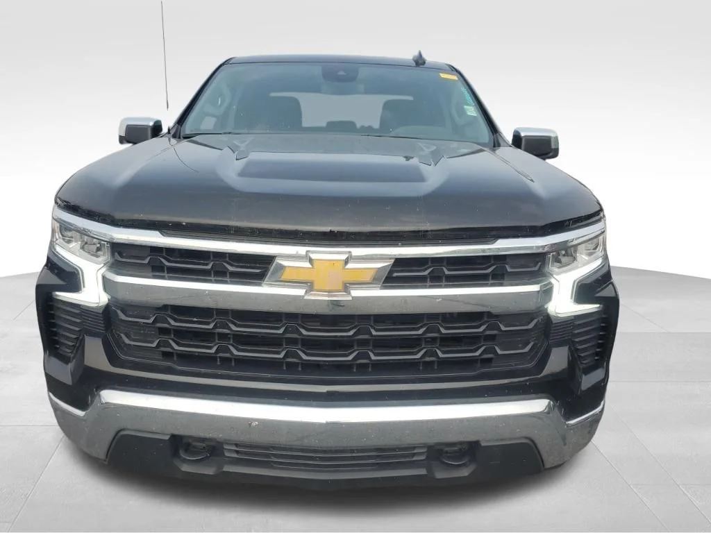Used 2024 Black Chevrolet LT image 10