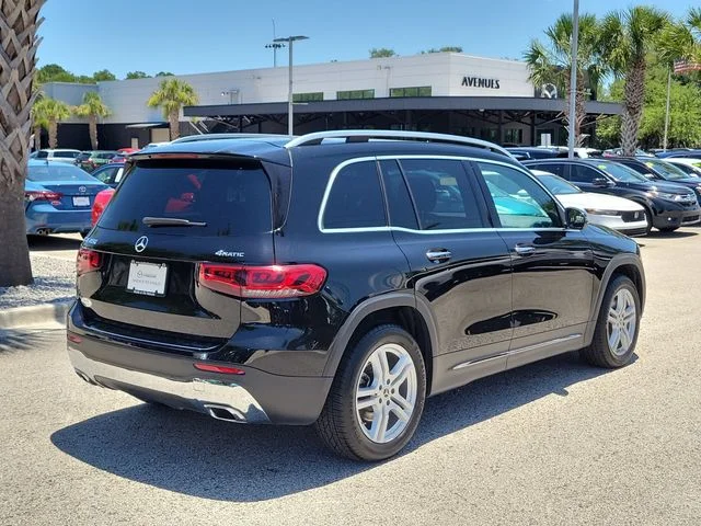 Used 2023 Night Black Mercedes-Benz GLB 250 image 4