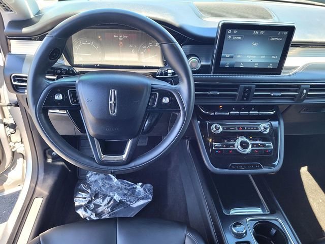 Used 2021 Silver Lincoln Standard image 9