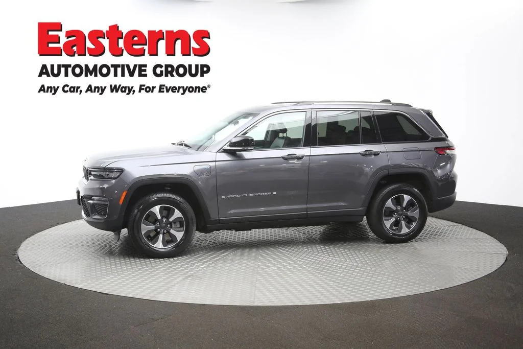 Used 2022 Gray Jeep 4xe image 63