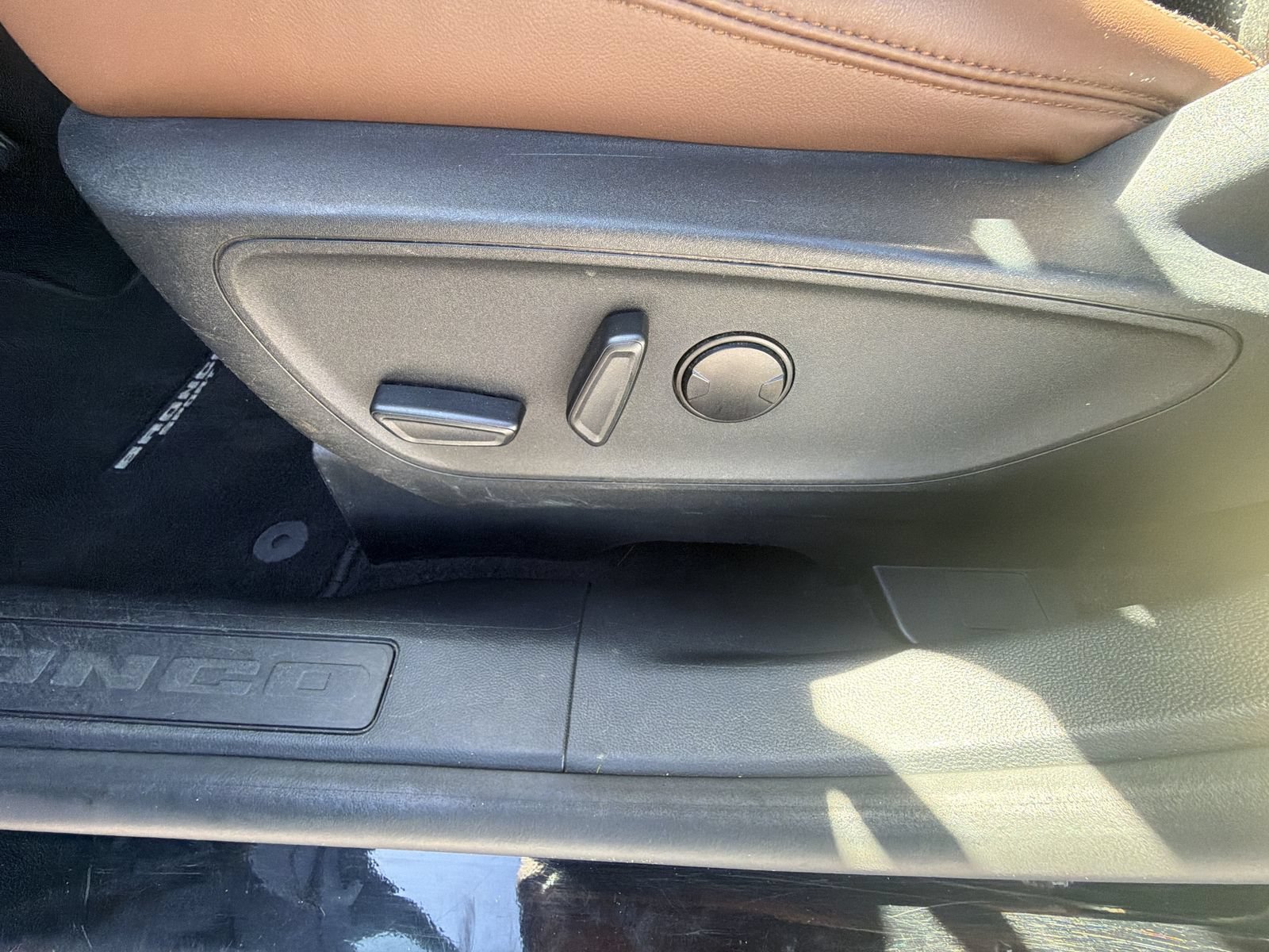 Used 2021 Shadow Black Ford Outer Banks image 16