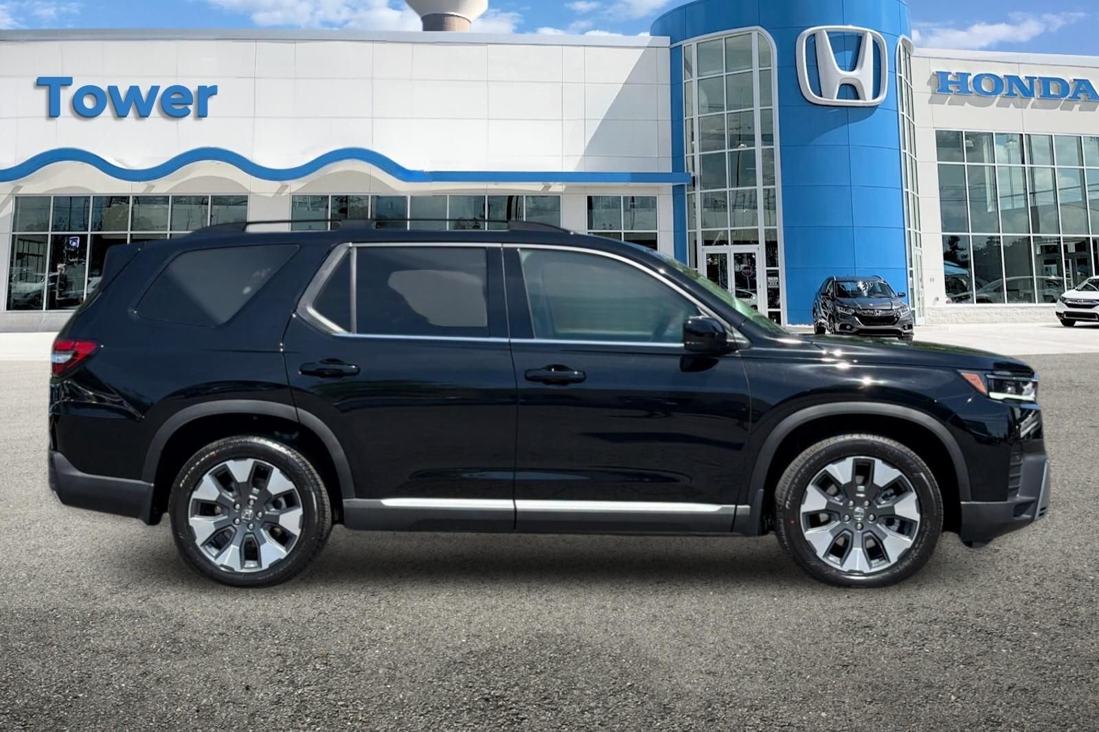 New 2026 Crystal Black Pearl Honda Touring image 3