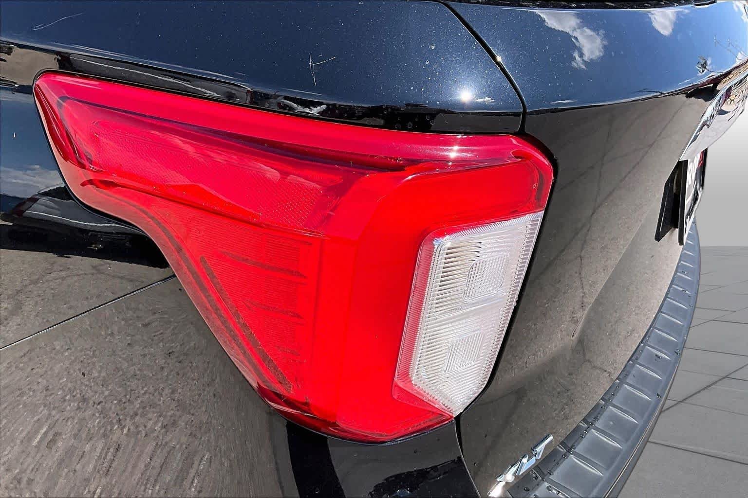 Used 2021 Agate Black Ford XLT image 29