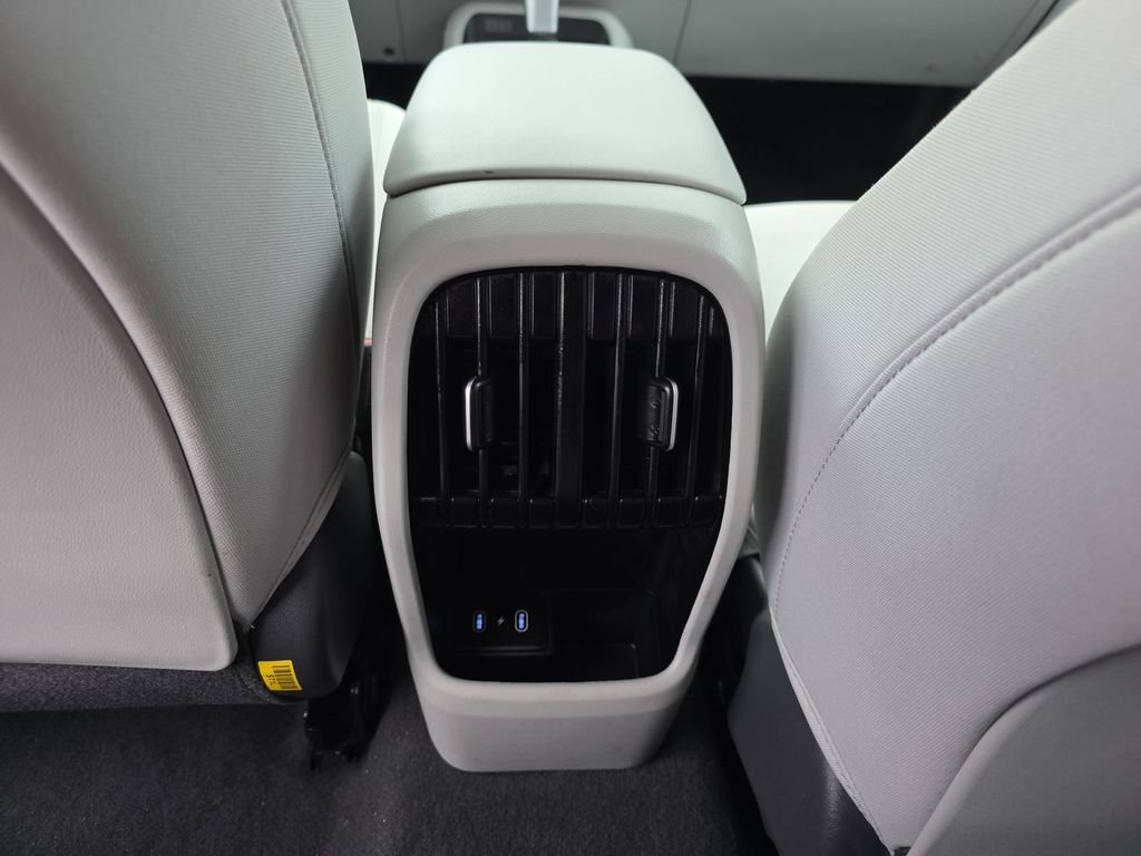 Used 2024 Cyber Gray Metallic Hyundai SEL image 33