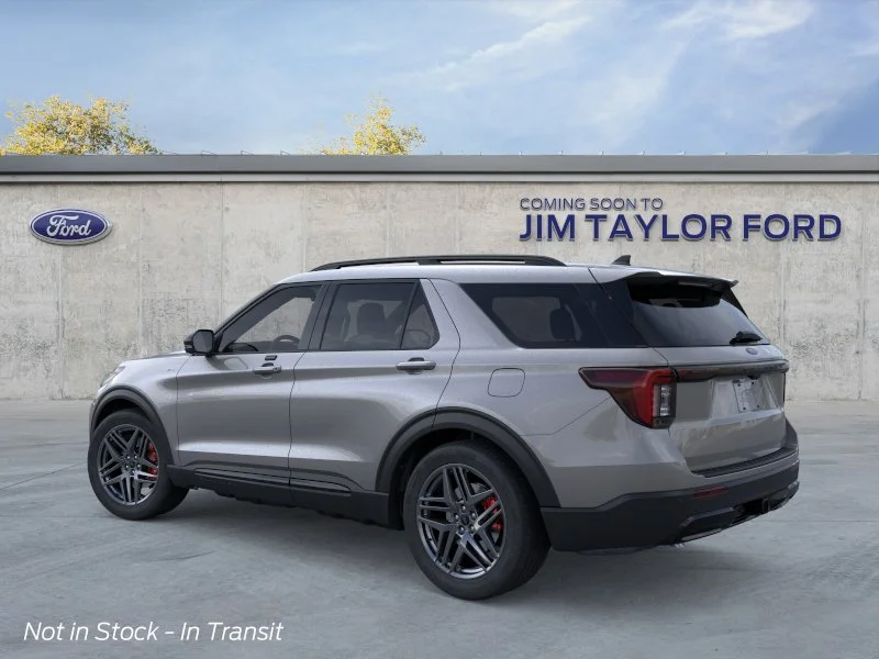 New 2026 Carbonized Gray Metallic Ford ST-Line image 5