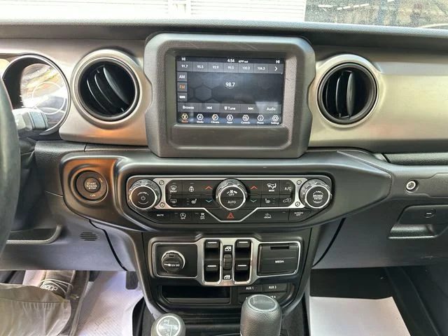 Used 2020 Red Jeep Sport image 14