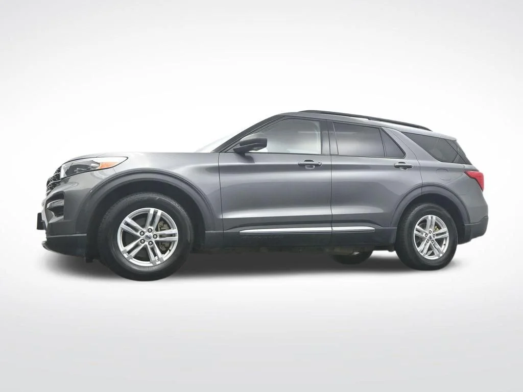 Used 2022 Carbonized Gray Metallic Ford XLT image 32