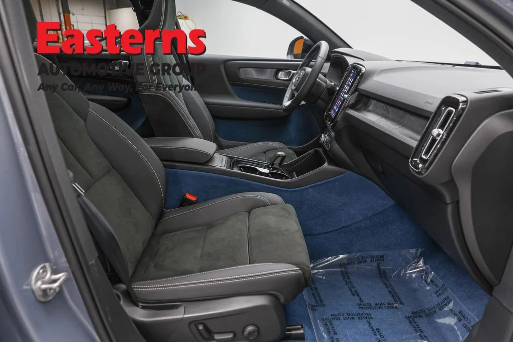 Used 2023 Blue Volvo Ultimate image 23