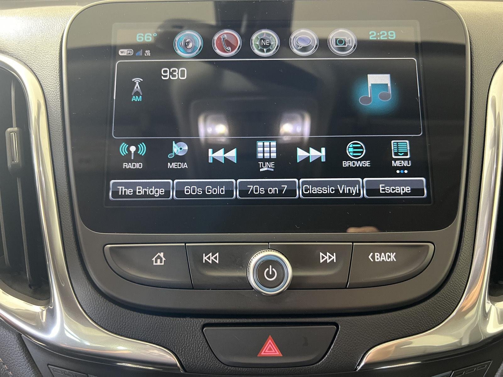 Used 2018 Cajun Red Tintcoat Chevrolet Premier image 14