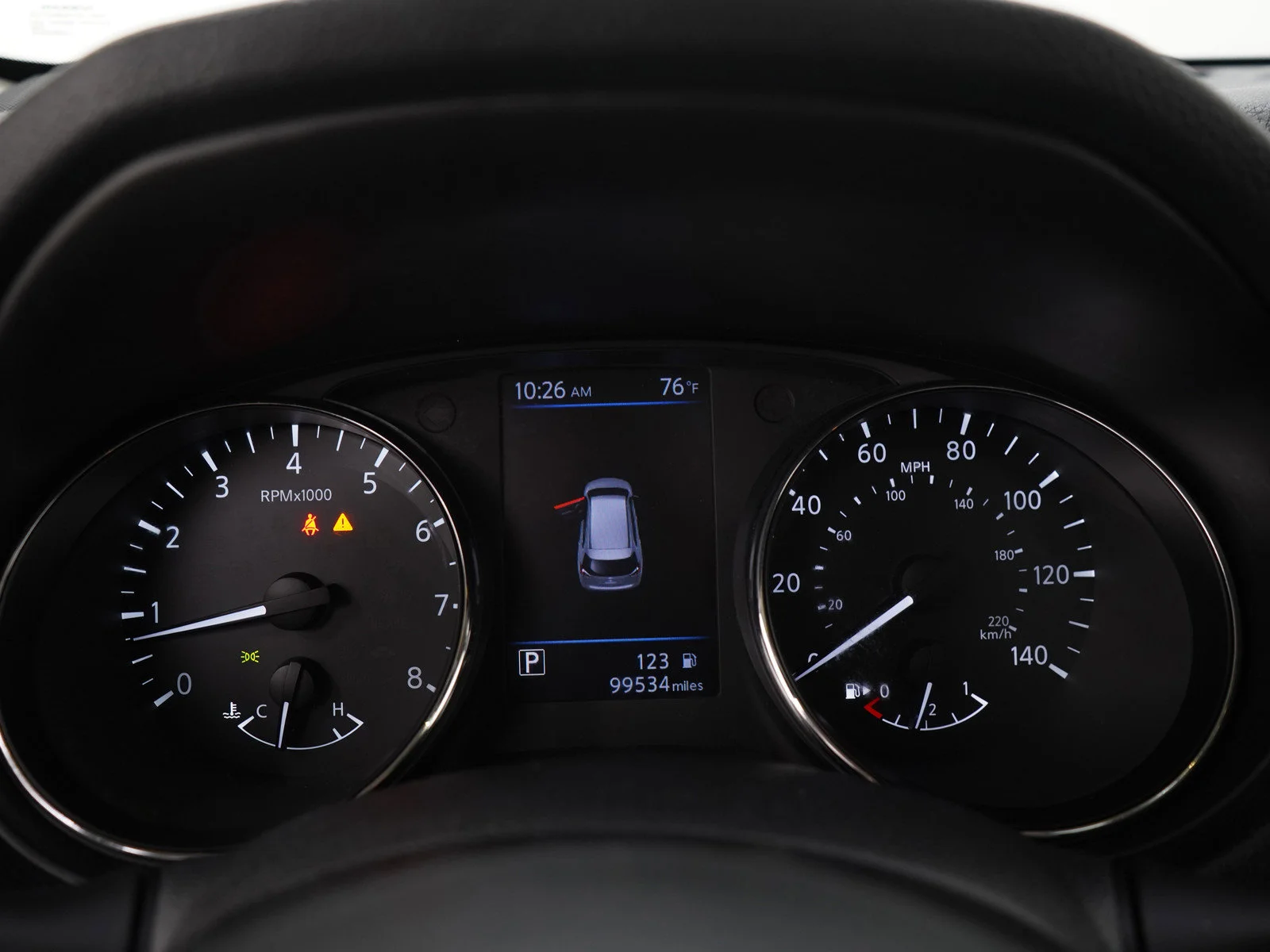 Used 2018 Brilliant Silver Nissan SL image 31