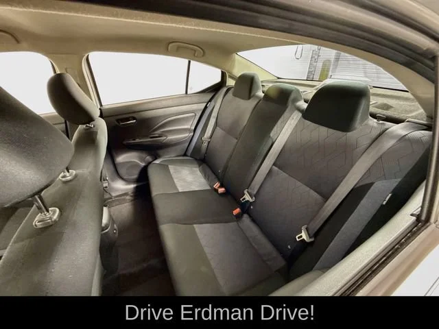 2025 Nissan Versa Sedan SV - Photo 8