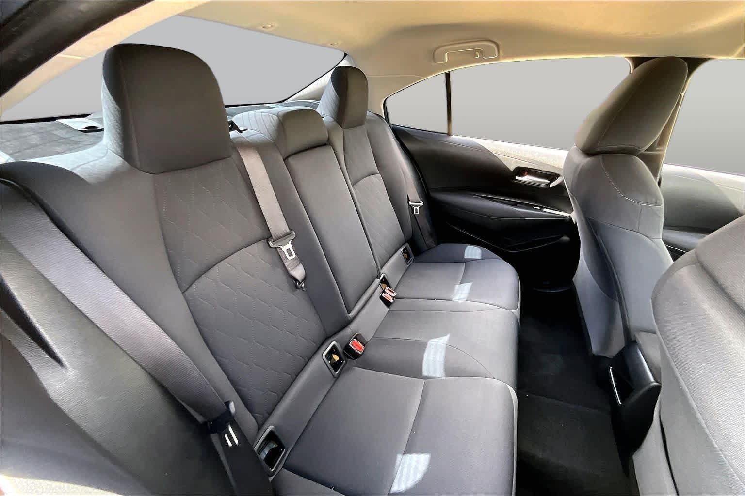 Used 2020 Celestite Toyota LE image 20