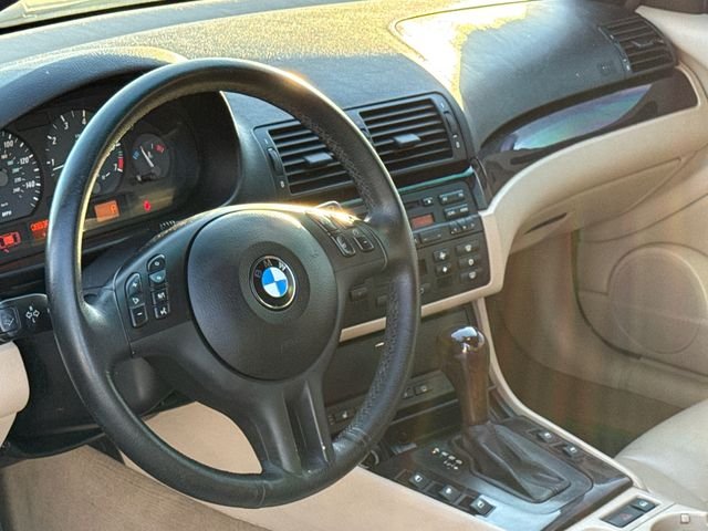 Used 2006  BMW 325Ci image 18