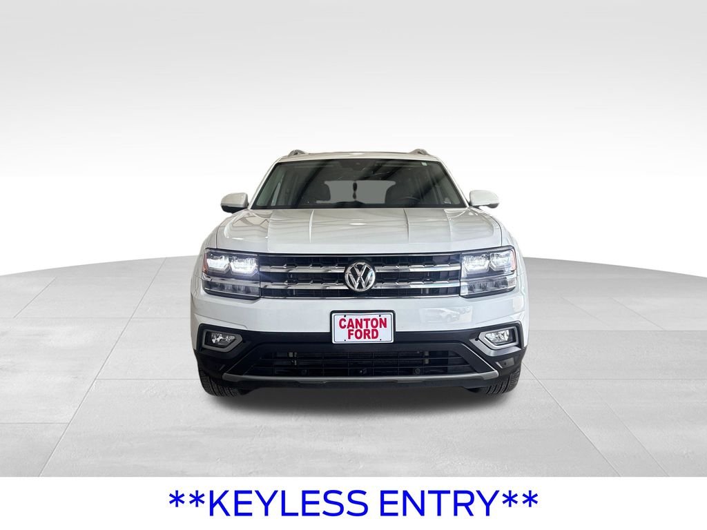 Certified Used 2019 Pure White Volkswagen SEL Premium image 10