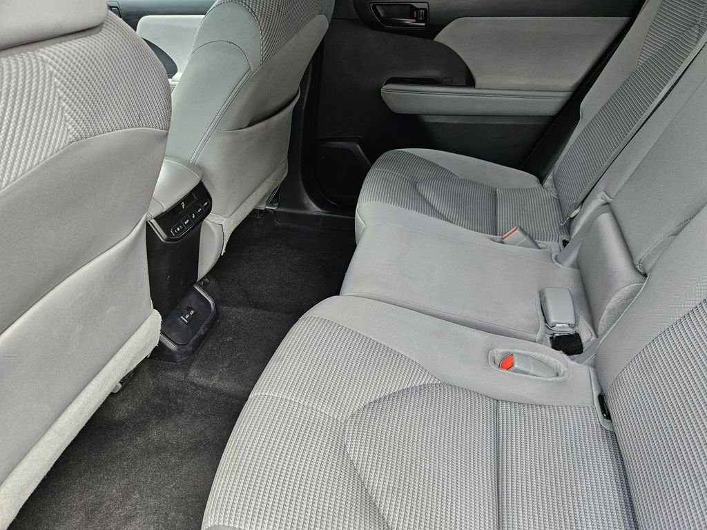Used 2024  Toyota LE image 29
