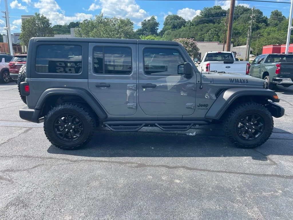 Used 2021 Sting Gray Clearcoat Jeep Unlimited Willys image 9