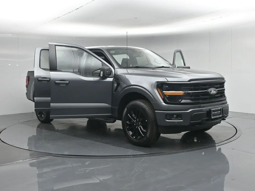 New 2026 Carbonized Gray Metallic Ford XLT image 33