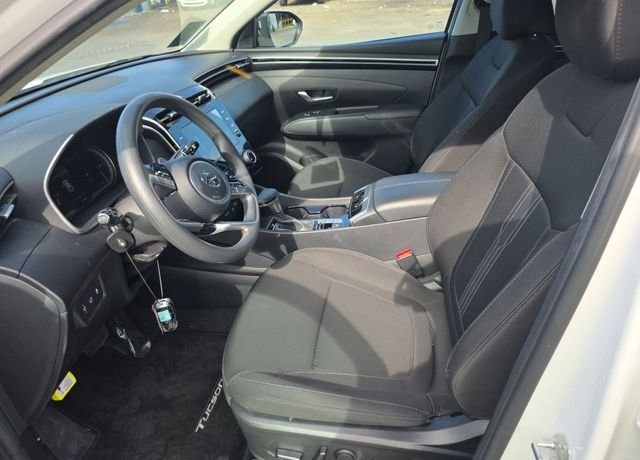 Used 2023 White Hyundai SEL image 14