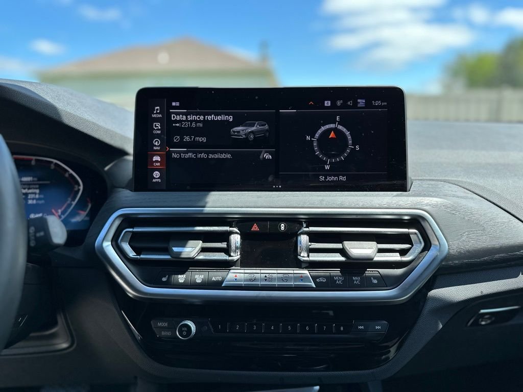Used 2024 Skyscraper Grey Metallic BMW xDrive30i image 33