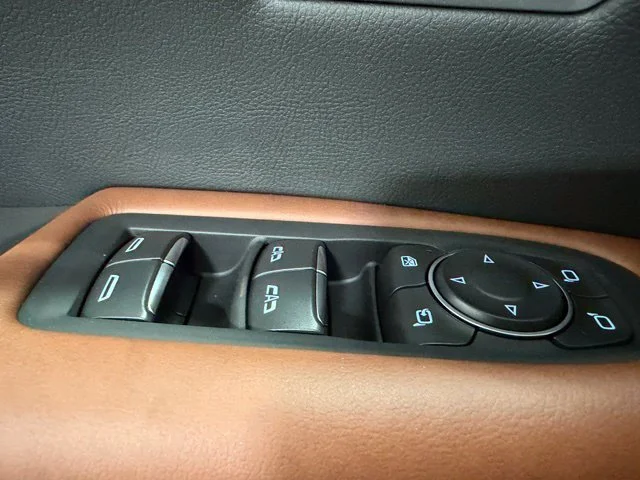 2026 Cadillac XT5 Sport - Photo 14