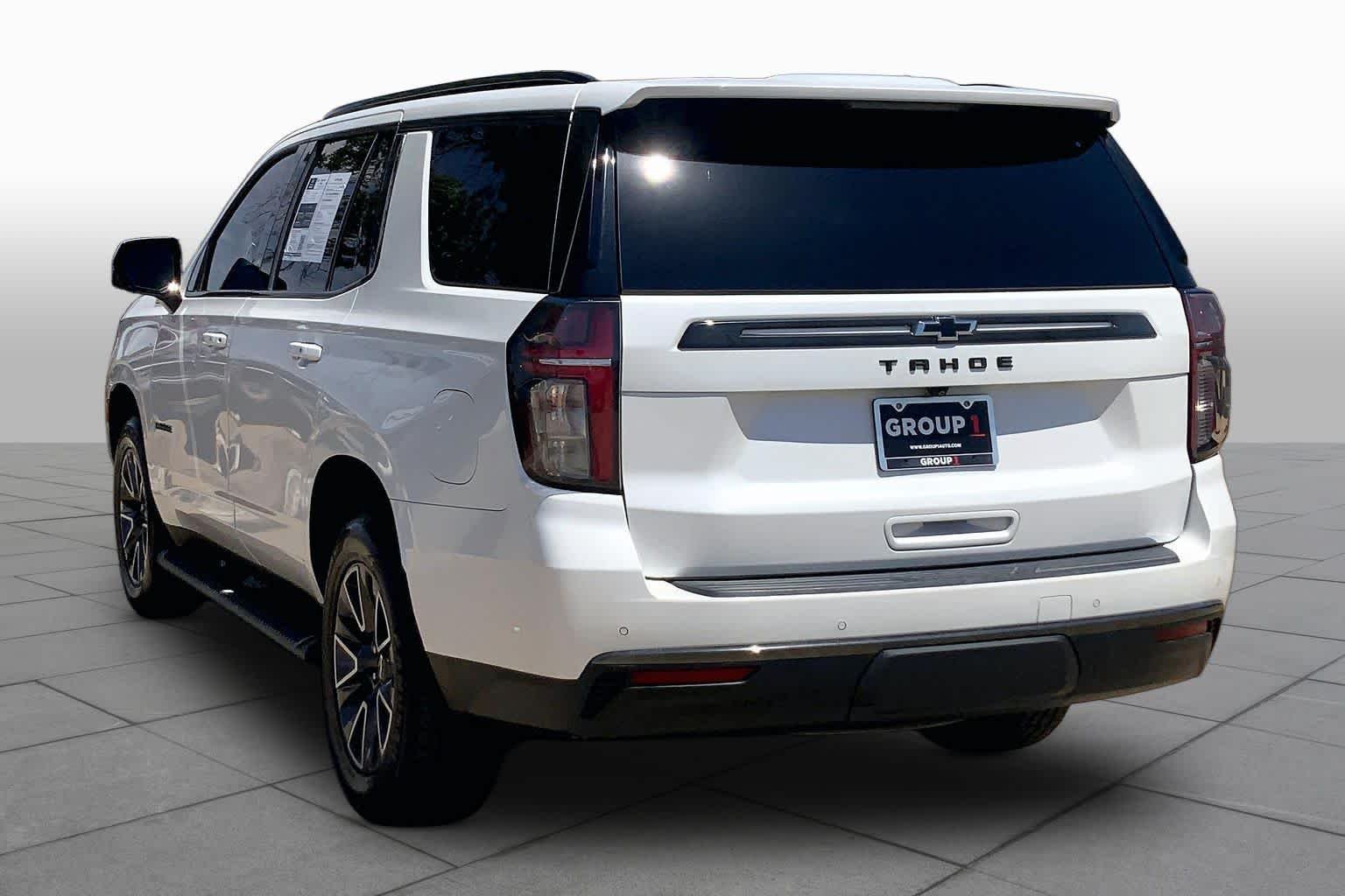 Used 2022 Iridescent Pearl Tricoat Chevrolet Z71 image 12