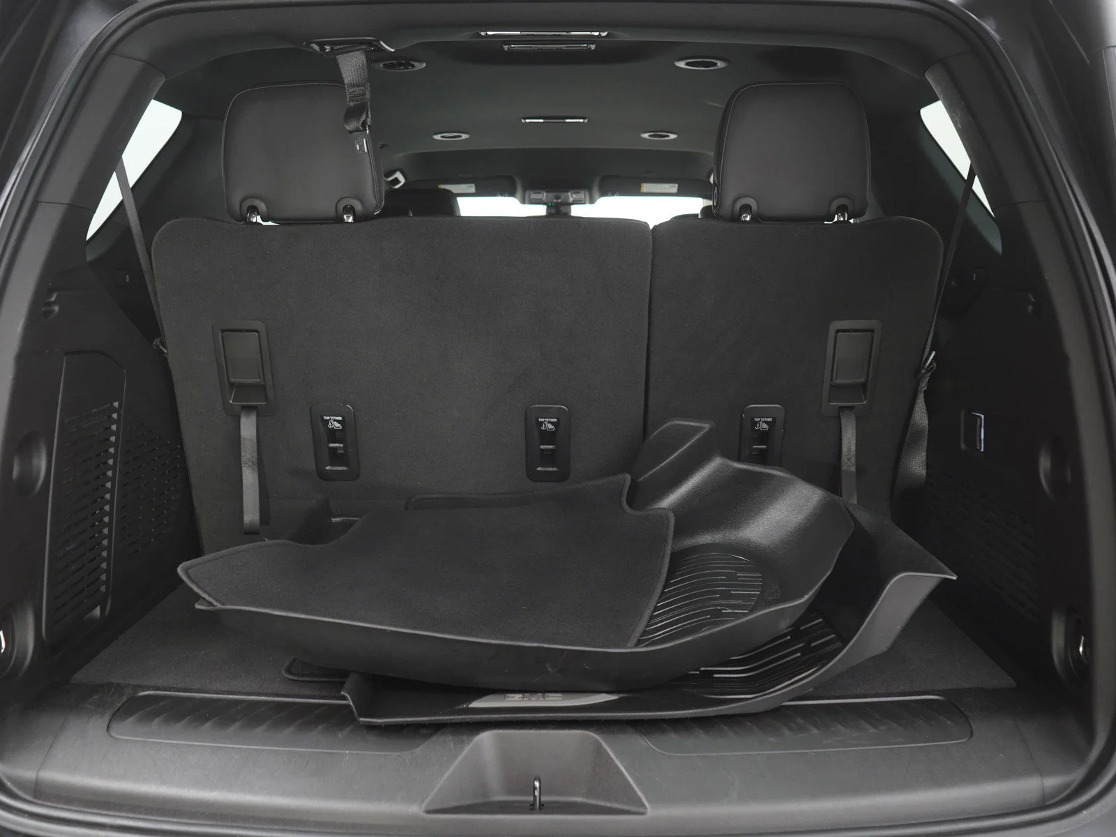 2022 GMC Yukon SLT - Photo 9