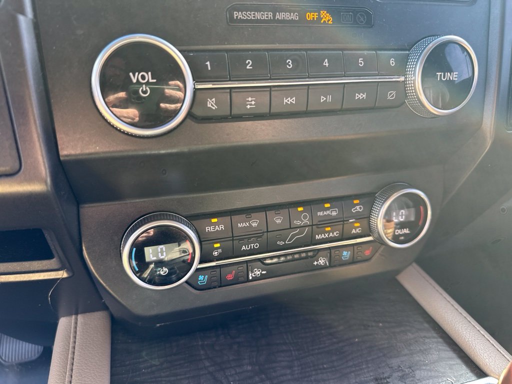 Used 2019 White Ford Limited image 7