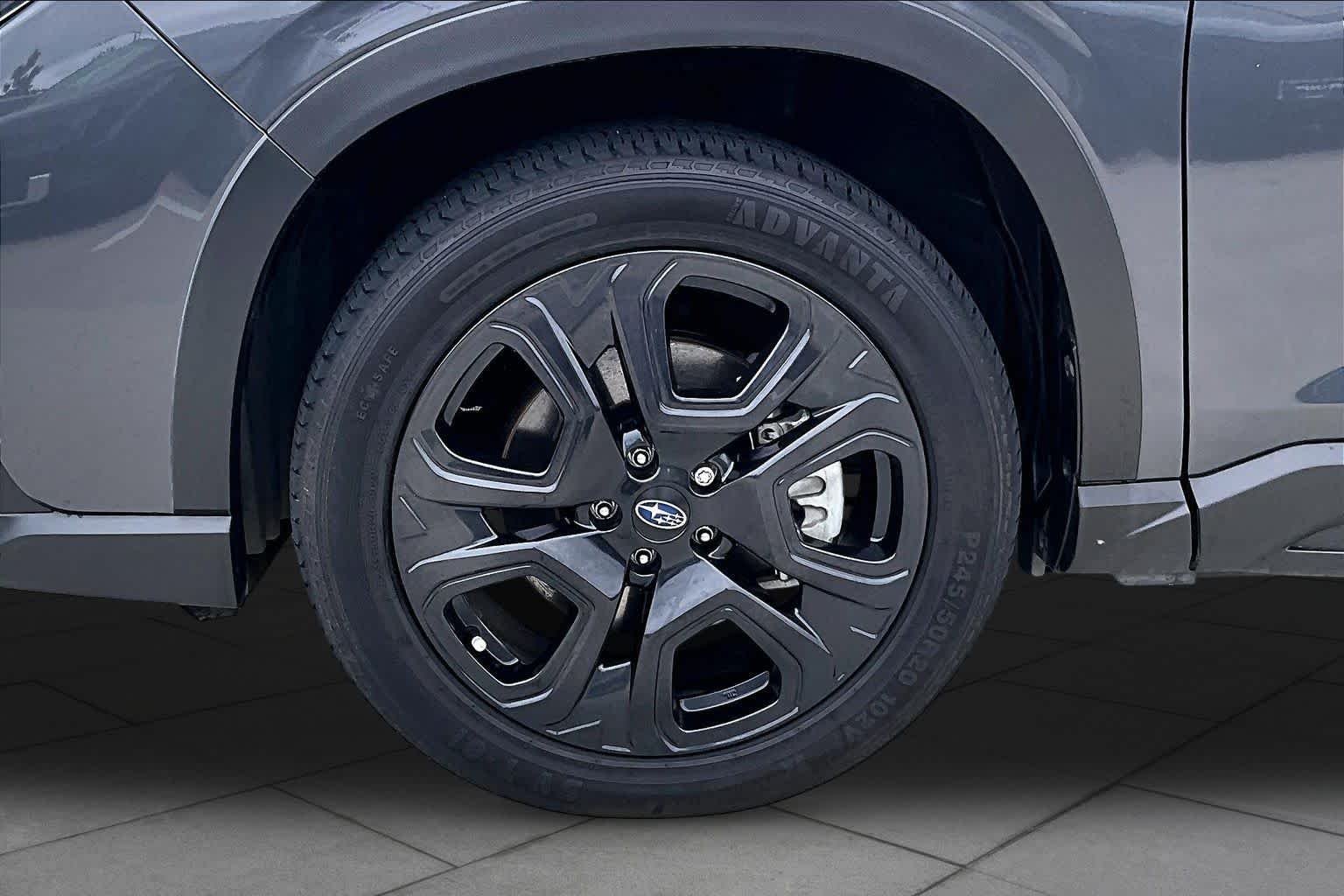Used 2023 Magnetite Gray Metallic Subaru Onyx Edition image 10