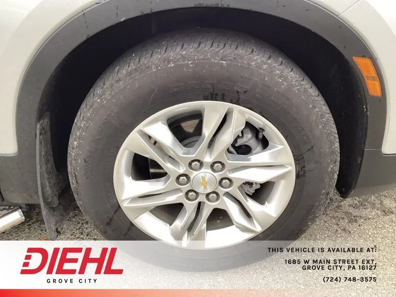 Used 2021 Silver Chevrolet LT image 9